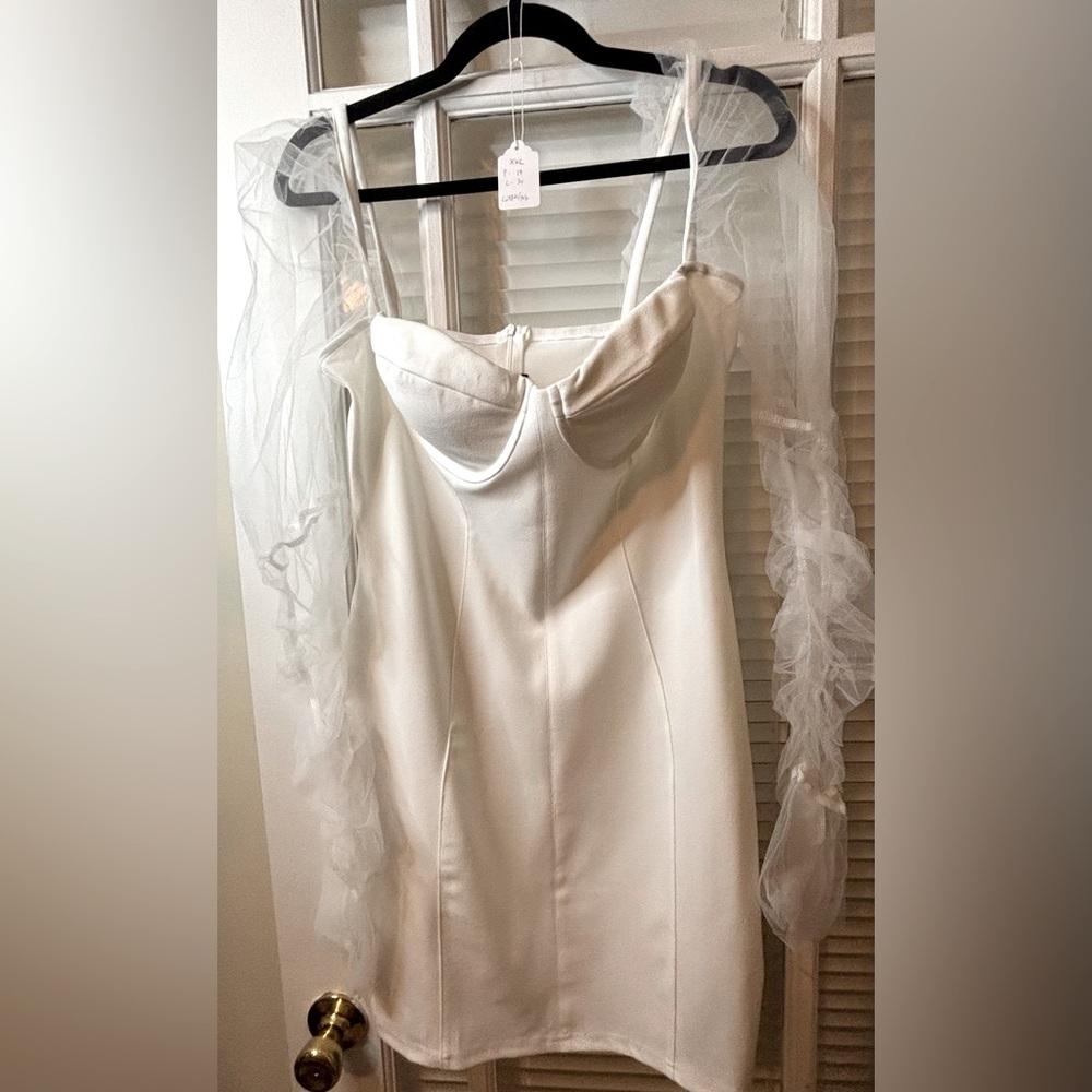 Elegant White Dress with Sheer Mesh Sleeves